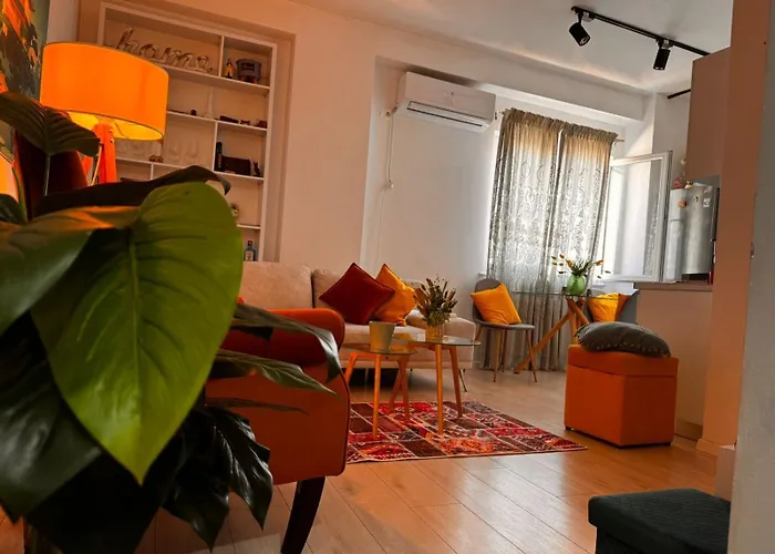 Dragon Nest Center Apartment